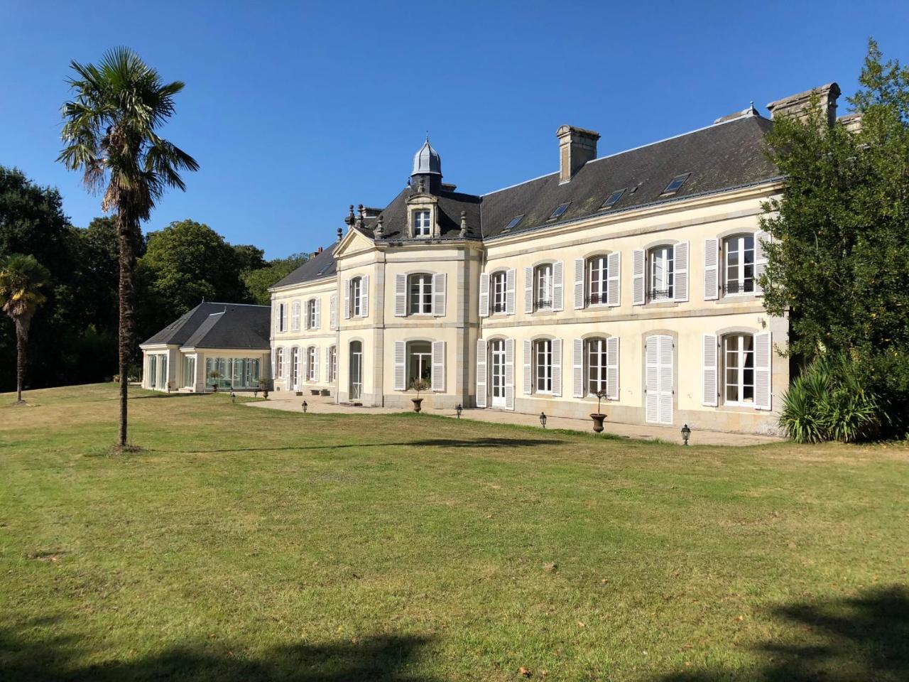 Chateau De Lannouan Landevant ภายนอก รูปภาพ